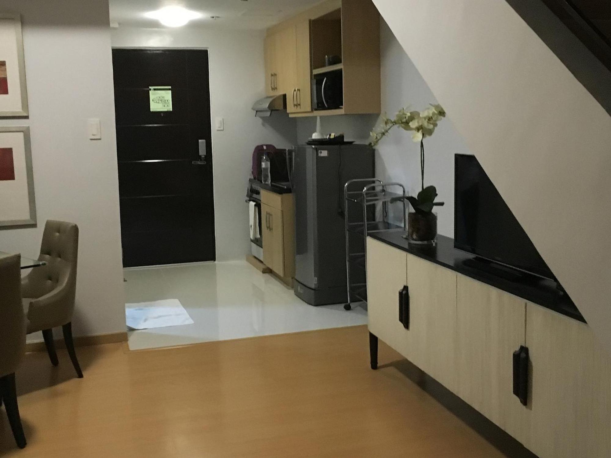 อะแวนต์ เซอร์วิซ สวีท Apartment มะนิลา ห้อง รูปภาพ